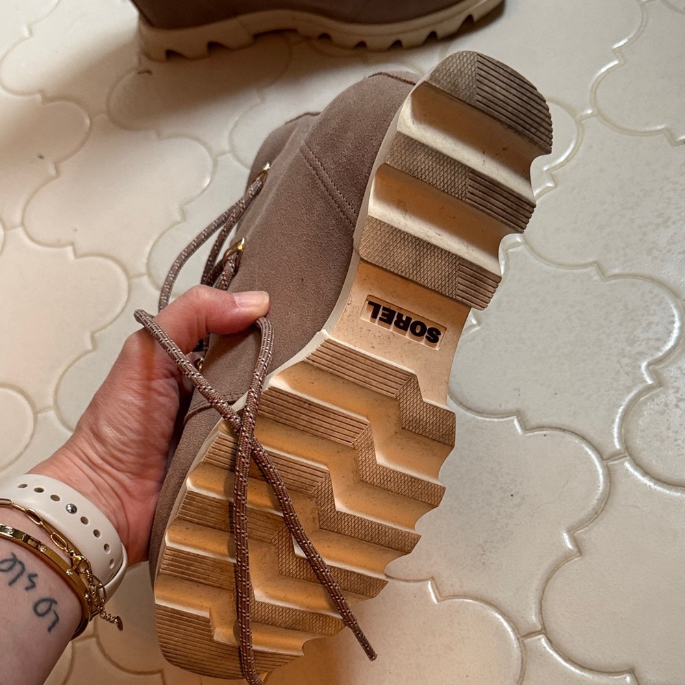 Sorel Wedge Lace-Up Ankle Boots - Picture 5 of 5